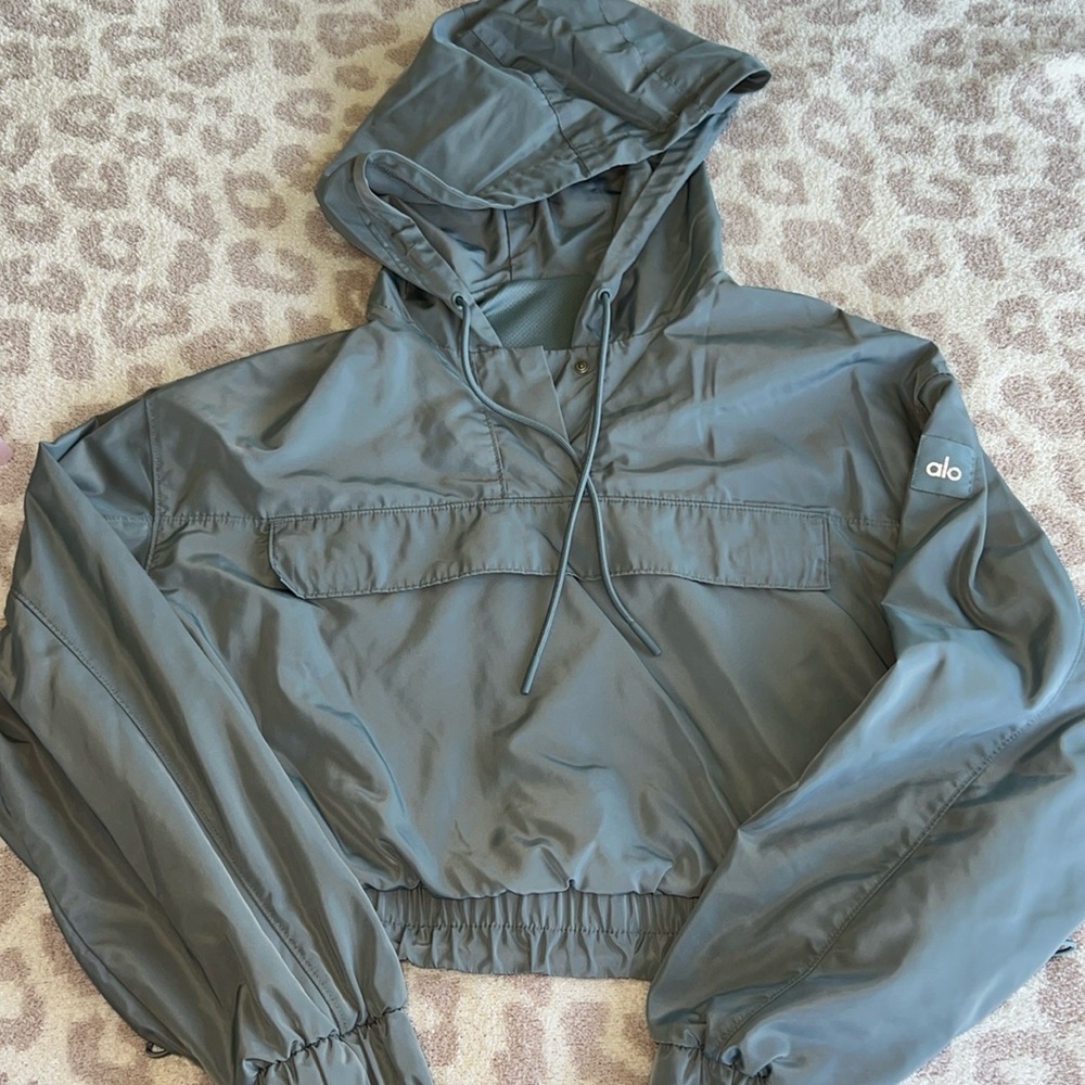 ALO WINDBREAKER